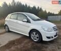 Белый Мерседес Б-класс, объемом двигателя 1.7 л и пробегом 110 тыс. км за 8200 $, фото 1 на Automoto.ua