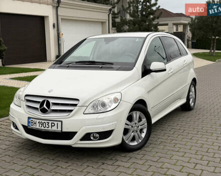 Белый Мерседес Б-класс, объемом двигателя 1.7 л и пробегом 98 тыс. км за 7500 $, фото 19 на Automoto.ua