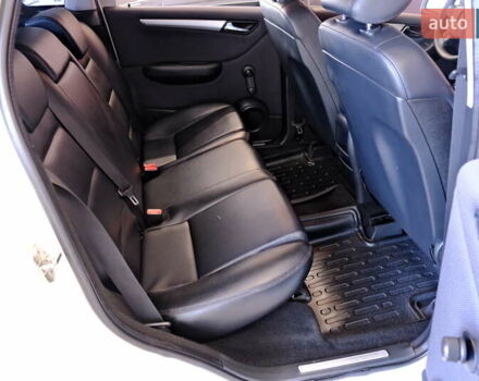 Белый Мерседес Б-класс, объемом двигателя 2 л и пробегом 170 тыс. км за 6900 $, фото 34 на Automoto.ua