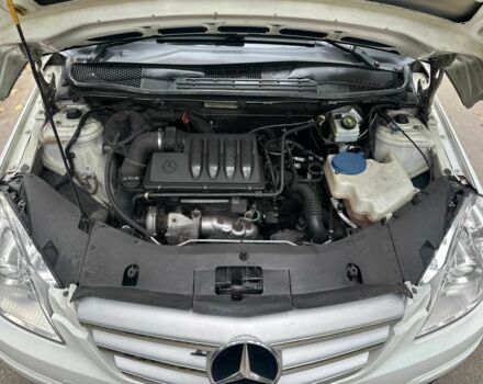 Белый Мерседес Б-класс, объемом двигателя 2 л и пробегом 254 тыс. км за 6990 $, фото 20 на Automoto.ua