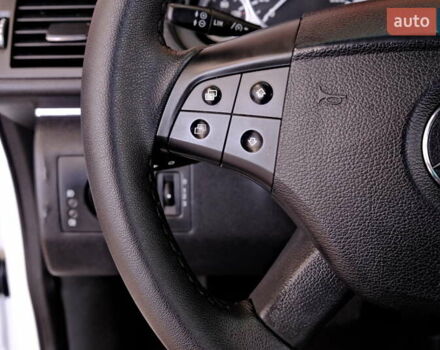 Белый Мерседес Б-класс, объемом двигателя 2 л и пробегом 170 тыс. км за 6900 $, фото 19 на Automoto.ua