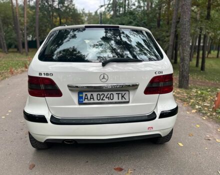 Белый Мерседес Б-класс, объемом двигателя 2 л и пробегом 254 тыс. км за 6990 $, фото 8 на Automoto.ua