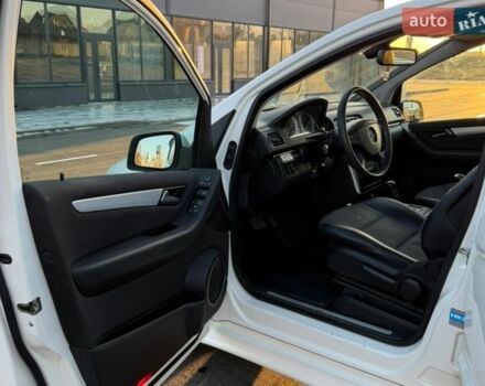 Білий Мерседес Б-клас, об'ємом двигуна 2 л та пробігом 248 тис. км за 7100 $, фото 9 на Automoto.ua