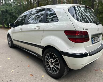 Белый Мерседес Б-класс, объемом двигателя 2 л и пробегом 254 тыс. км за 6990 $, фото 7 на Automoto.ua