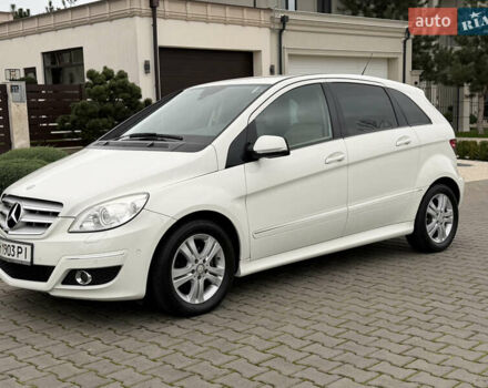 Белый Мерседес Б-класс, объемом двигателя 1.7 л и пробегом 98 тыс. км за 7500 $, фото 29 на Automoto.ua