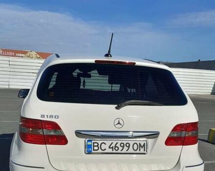 Білий Мерседес Б-клас, об'ємом двигуна 1.7 л та пробігом 139 тис. км за 7800 $, фото 17 на Automoto.ua