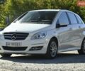 Белый Мерседес Б-класс, объемом двигателя 2 л и пробегом 350 тыс. км за 7300 $, фото 4 на Automoto.ua