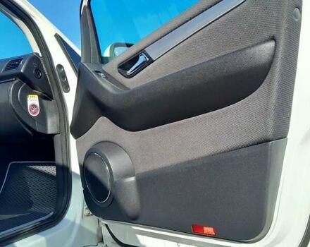 Білий Мерседес Б-клас, об'ємом двигуна 1.7 л та пробігом 139 тис. км за 7800 $, фото 41 на Automoto.ua