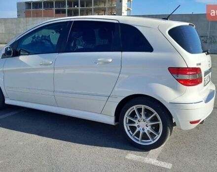 Білий Мерседес Б-клас, об'ємом двигуна 1.7 л та пробігом 139 тис. км за 7800 $, фото 12 на Automoto.ua