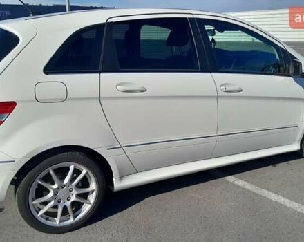 Білий Мерседес Б-клас, об'ємом двигуна 1.7 л та пробігом 139 тис. км за 7800 $, фото 10 на Automoto.ua
