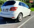 Білий Мерседес Б-клас, об'ємом двигуна 1.7 л та пробігом 135 тис. км за 7580 $, фото 5 на Automoto.ua