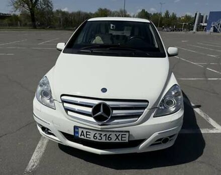 Белый Мерседес Б-класс, объемом двигателя 2.03 л и пробегом 117 тыс. км за 9500 $, фото 8 на Automoto.ua