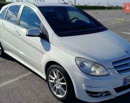 Білий Мерседес Б-клас, об'ємом двигуна 1.7 л та пробігом 139 тис. км за 7800 $, фото 1 на Automoto.ua