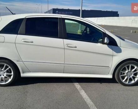 Білий Мерседес Б-клас, об'ємом двигуна 1.7 л та пробігом 139 тис. км за 7800 $, фото 7 на Automoto.ua