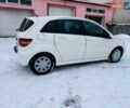 Белый Мерседес Б-класс, объемом двигателя 1.7 л и пробегом 133 тыс. км за 8000 $, фото 11 на Automoto.ua