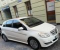 Білий Мерседес Б-клас, об'ємом двигуна 2 л та пробігом 200 тис. км за 7500 $, фото 12 на Automoto.ua