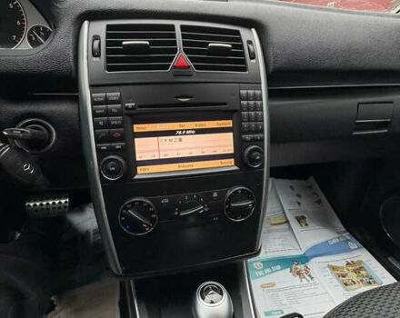 Білий Мерседес Б-клас, об'ємом двигуна 1.7 л та пробігом 34 тис. км за 9300 $, фото 10 на Automoto.ua