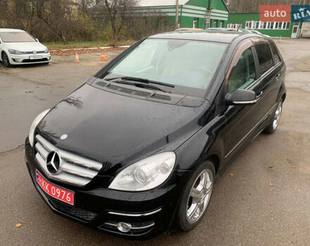 Белый Мерседес Б-класс, объемом двигателя 1.6 л и пробегом 65 тыс. км за 8700 $, фото 1 на Automoto.ua