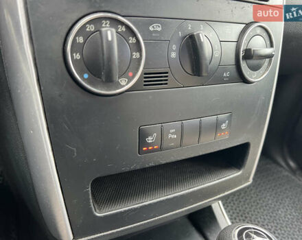 Білий Мерседес Б-клас, об'ємом двигуна 1.7 л та пробігом 134 тис. км за 7999 $, фото 13 на Automoto.ua