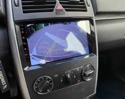 Мерседес Б-класс 2010 в Киеве на Automoto.ua Белый Мерседес Б-класс, объемом двигателя 1.7 л и пробегом 84 тыс. км за 8990 $, фото 16 на Automoto.ua