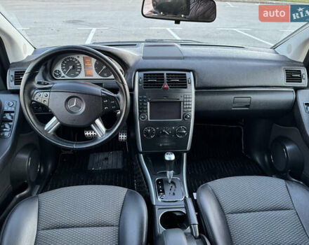 Белый Мерседес Б-класс, объемом двигателя 1.7 л и пробегом 57 тыс. км за 9100 $, фото 13 на Automoto.ua