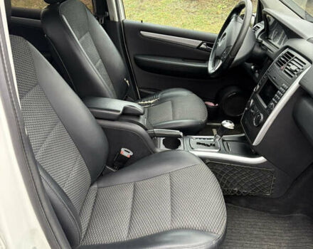 Белый Мерседес Б-класс, объемом двигателя 1.99 л и пробегом 330 тыс. км за 5500 $, фото 6 на Automoto.ua