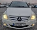 Мерседес Б-клас 2010 у Кам'янське (Дніпродзержинськ) на Automoto.ua Білий Мерседес Б-клас, об'ємом двигуна 1.7 л та пробігом 87 тис. км за 6999 $, фото 1 на Automoto.ua