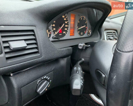 Білий Мерседес Б-клас, об'ємом двигуна 2 л та пробігом 58 тис. км за 9100 $, фото 18 на Automoto.ua