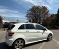 Белый Мерседес Б-класс, объемом двигателя 1.7 л и пробегом 95 тыс. км за 8200 $, фото 10 на Automoto.ua