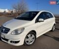 Білий Мерседес Б-клас, об'ємом двигуна 1.7 л та пробігом 92 тис. км за 8500 $, фото 2 на Automoto.ua