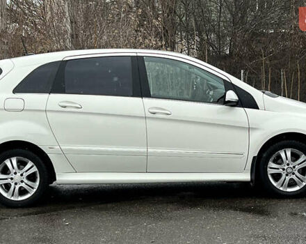 Білий Мерседес Б-клас, об'ємом двигуна 1.7 л та пробігом 134 тис. км за 7999 $, фото 3 на Automoto.ua