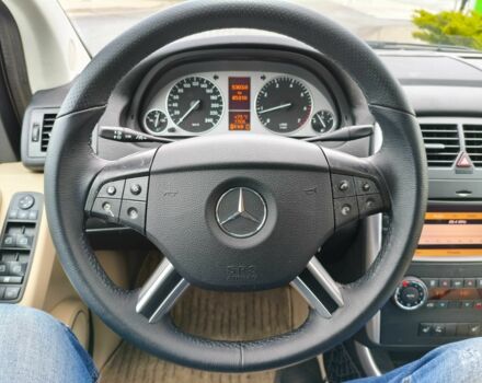 Белый Мерседес Б-класс, объемом двигателя 2 л и пробегом 85 тыс. км за 9900 $, фото 15 на Automoto.ua