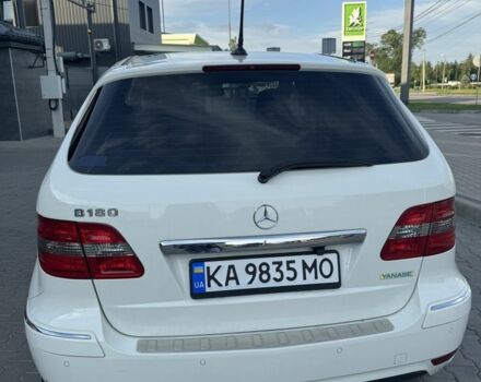 Белый Мерседес Б-класс, объемом двигателя 1.7 л и пробегом 108 тыс. км за 9800 $, фото 3 на Automoto.ua