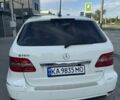 Белый Мерседес Б-класс, объемом двигателя 1.7 л и пробегом 108 тыс. км за 9800 $, фото 3 на Automoto.ua