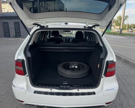 Белый Мерседес Б-класс, объемом двигателя 1.7 л и пробегом 108 тыс. км за 9800 $, фото 5 на Automoto.ua