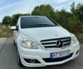 Білий Мерседес Б-клас, об'ємом двигуна 1.99 л та пробігом 350 тис. км за 8000 $, фото 1 на Automoto.ua