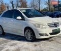 Білий Мерседес Б-клас, об'ємом двигуна 1.7 л та пробігом 107 тис. км за 8990 $, фото 6 на Automoto.ua