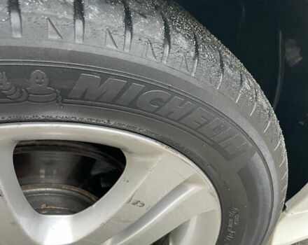 Білий Мерседес Б-клас, об'ємом двигуна 1.7 л та пробігом 92 тис. км за 7900 $, фото 9 на Automoto.ua