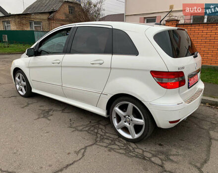 Білий Мерседес Б-клас, об'ємом двигуна 2 л та пробігом 58 тис. км за 9100 $, фото 11 на Automoto.ua