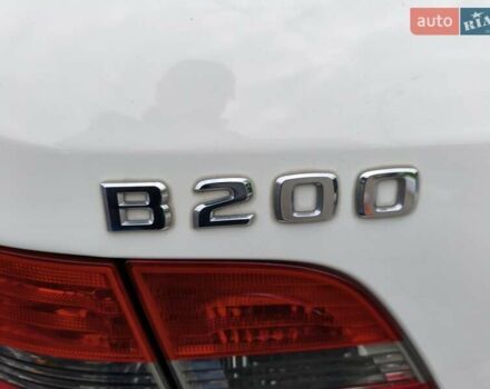 Белый Мерседес Б-класс, объемом двигателя 2 л и пробегом 85 тыс. км за 9900 $, фото 13 на Automoto.ua