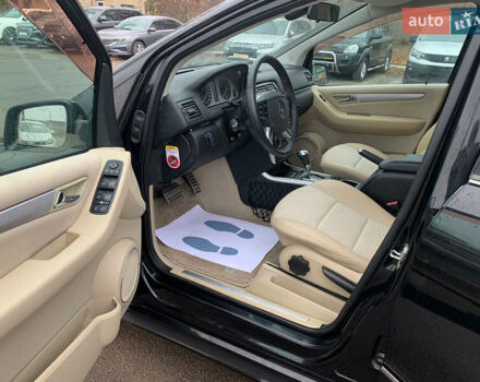 Белый Мерседес Б-класс, объемом двигателя 1.6 л и пробегом 65 тыс. км за 8700 $, фото 19 на Automoto.ua