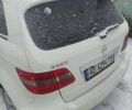 Белый Мерседес Б-класс, объемом двигателя 2.03 л и пробегом 121 тыс. км за 6900 $, фото 2 на Automoto.ua