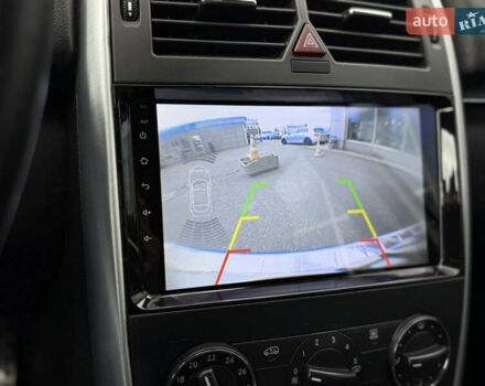 Белый Мерседес Б-класс, объемом двигателя 1.7 л и пробегом 70 тыс. км за 8400 $, фото 21 на Automoto.ua