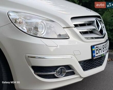 Білий Мерседес Б-клас, об'ємом двигуна 0 л та пробігом 139 тис. км за 8900 $, фото 13 на Automoto.ua