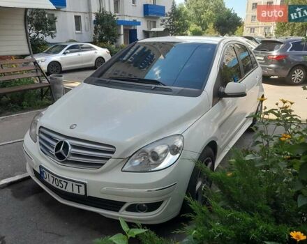 Білий Мерседес Б-клас, об'ємом двигуна 1.99 л та пробігом 230 тис. км за 6900 $, фото 5 на Automoto.ua