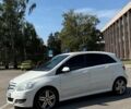 Белый Мерседес Б-класс, объемом двигателя 1.7 л и пробегом 95 тыс. км за 8200 $, фото 4 на Automoto.ua