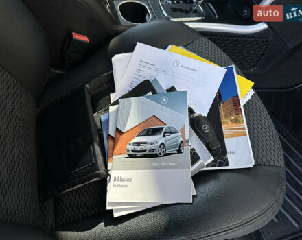 Мерседес Б-клас 2010 у Львові на Automoto.ua Білий Мерседес Б-клас, об'ємом двигуна 2.03 л та пробігом 167 тис. км за 8500 $, фото 36 на Automoto.ua