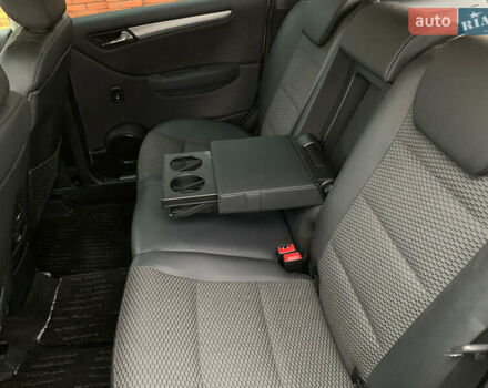 Білий Мерседес Б-клас, об'ємом двигуна 2 л та пробігом 58 тис. км за 9100 $, фото 28 на Automoto.ua