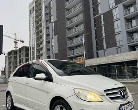 Белый Мерседес Б-класс, объемом двигателя 1.7 л и пробегом 99 тыс. км за 7700 $, фото 8 на Automoto.ua