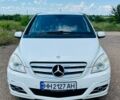 Білий Мерседес Б-клас, об'ємом двигуна 1.7 л та пробігом 109 тис. км за 7800 $, фото 1 на Automoto.ua